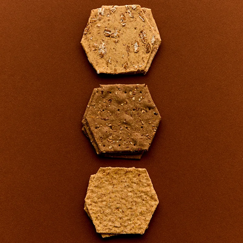 The Fine Cheese Co. Spelt Sourdough Crackers 115g - Image 2